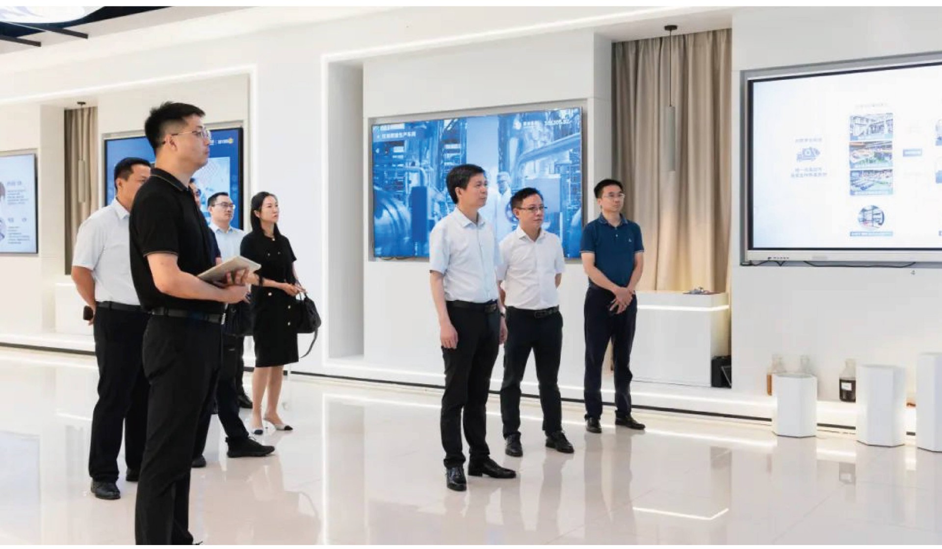 內(nèi)容頁(yè)哦吼吼_畫板 1.jpg